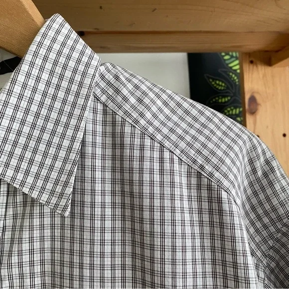 Billy Reid - Picture 5 of 15